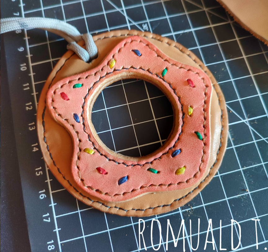 Porte-clé bijou de sac en cuir